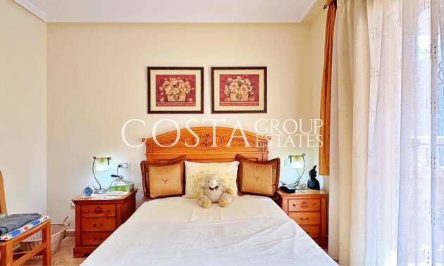 Wiederverkauf - House -
Orihuela - Villamartin