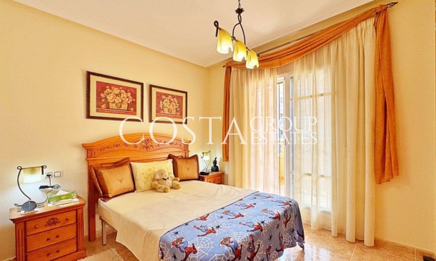 Wiederverkauf - House -
Orihuela - Villamartin