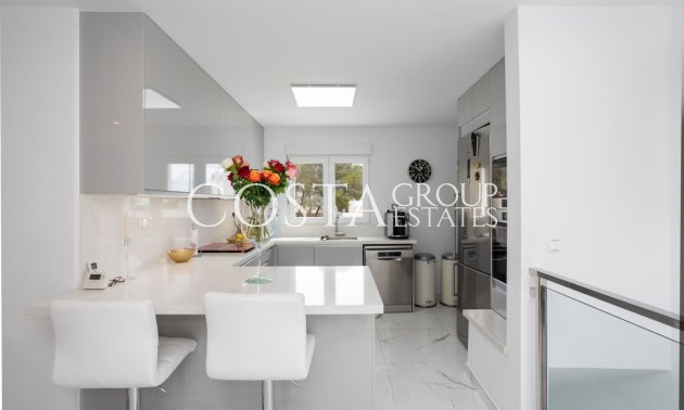 Resale - Villa -
Orihuela - Villamartin