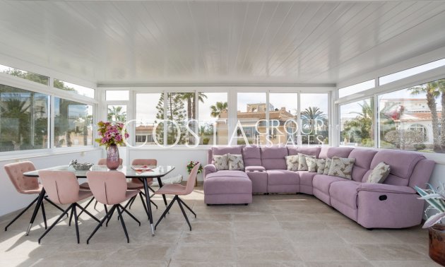 Resale - Villa -
Orihuela - Villamartin