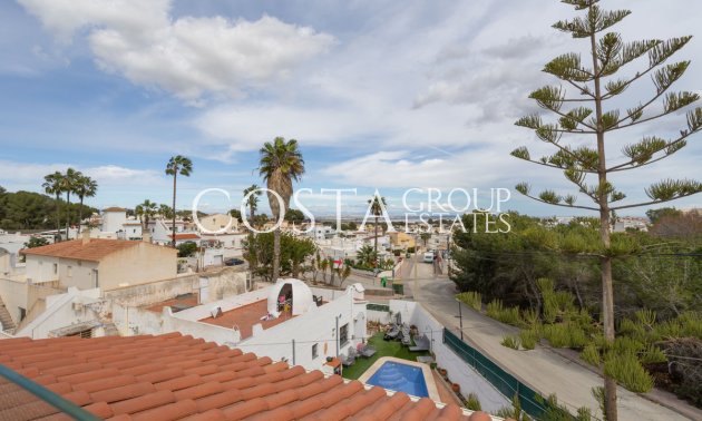Resale - Villa -
Orihuela - Villamartin
