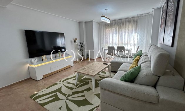 Resale - Apartments -
Alicante City - Alicante City Centro