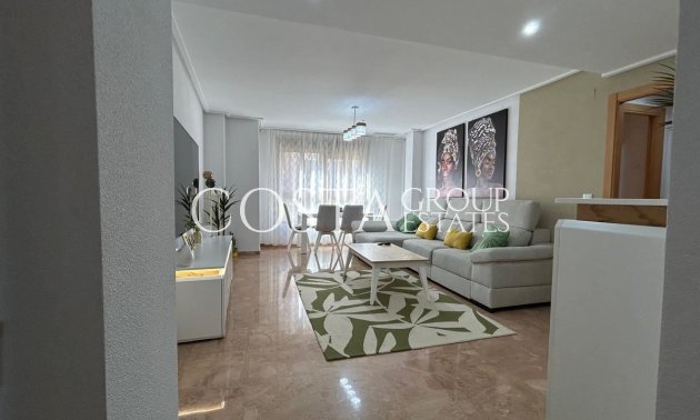 Resale - Apartments -
Alicante City - Alicante City Centro