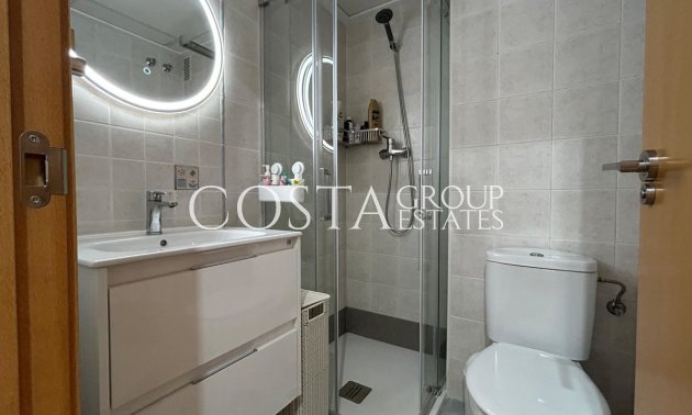 Resale - Apartments -
Alicante City - Alicante City Centro