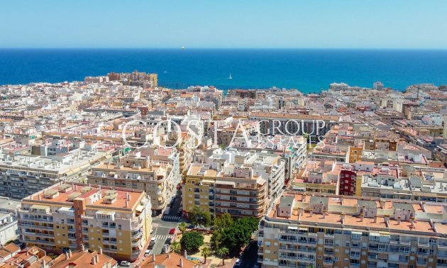 Herverkoop - Apartments -
Torrevieja - Torrevieja Centro