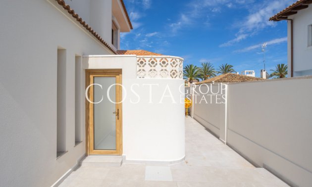 Resale - Villa -
Orihuela - Cabo Roig