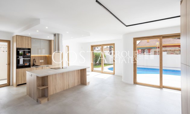 Resale - Villa -
Orihuela - Cabo Roig