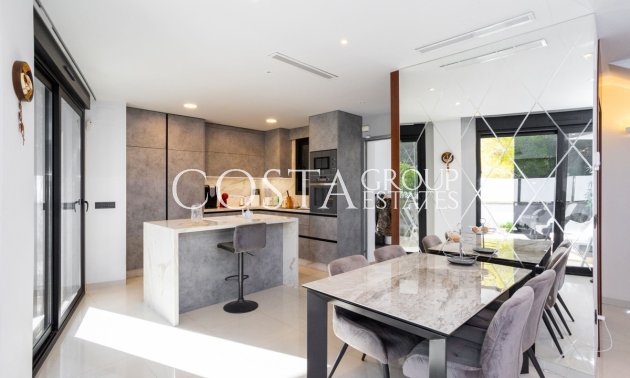 Resale - Villa -
Orihuela - Villamartin