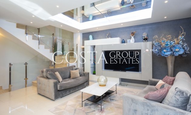 Resale - Villa -
Orihuela - Villamartin