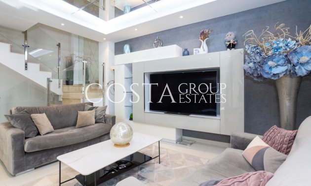 Resale - Villa -
Orihuela - Villamartin