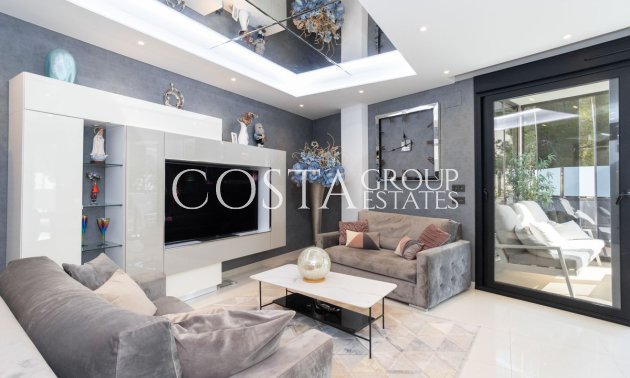 Resale - Villa -
Orihuela - Villamartin