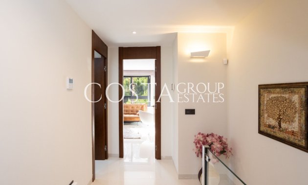 Resale - Villa -
Orihuela - Villamartin