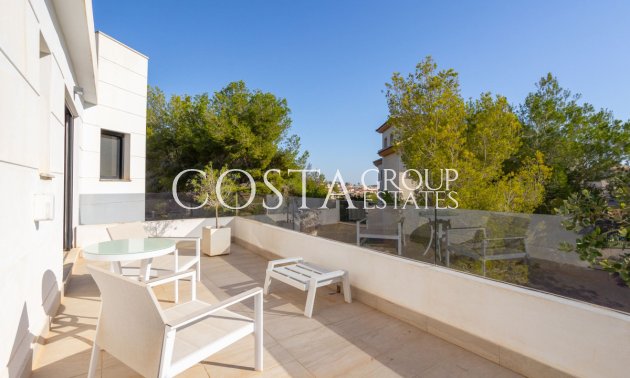 Resale - Villa -
Orihuela - Villamartin