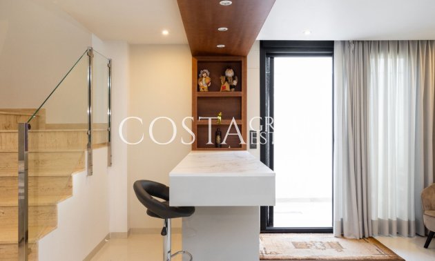 Resale - Villa -
Orihuela - Villamartin