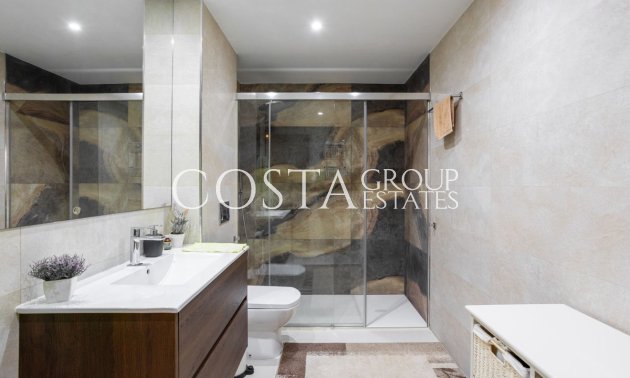 Resale - Villa -
Orihuela - Villamartin