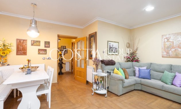 Resale - Villa -
Orihuela - Los Altos