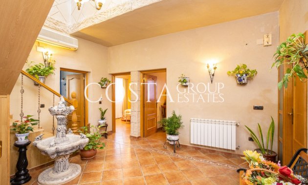 Resale - Villa -
Orihuela - Los Altos