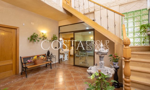 Resale - Villa -
Orihuela - Los Altos