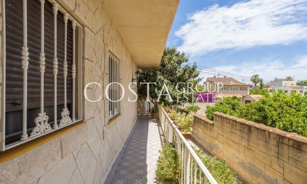 Resale - Villa -
Orihuela - Los Altos