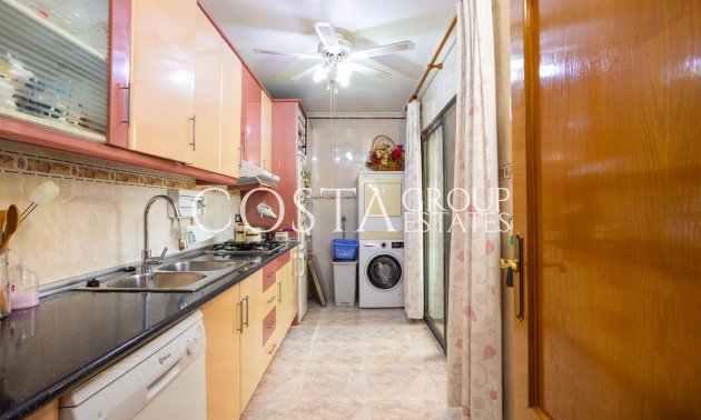 Resale - Villa -
Orihuela - Los Altos