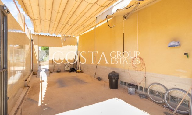 Resale - Villa -
Orihuela - Los Altos