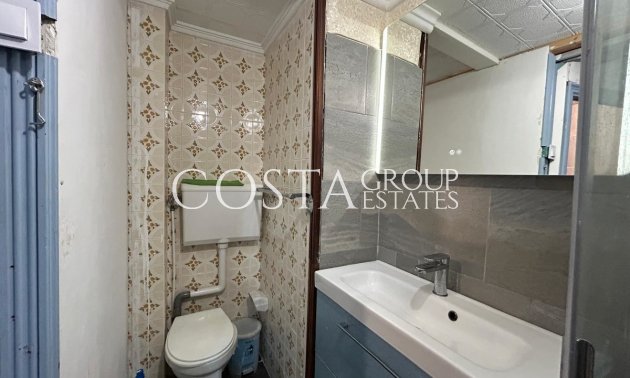 Resale - Apartments -
Alicante City - Alicante City Centro