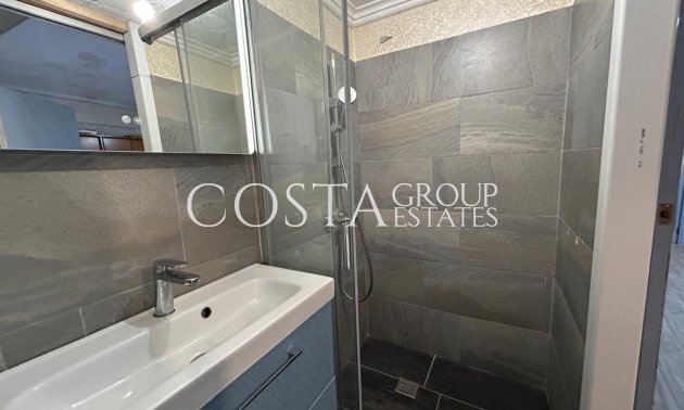 Resale - Apartments -
Alicante City - Alicante City Centro