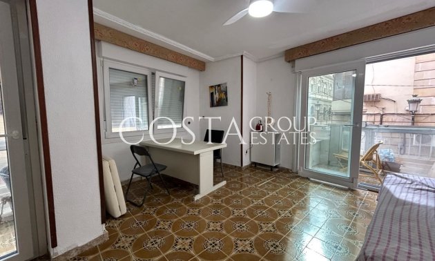 Resale - Apartments -
Alicante City - Alicante City Centro