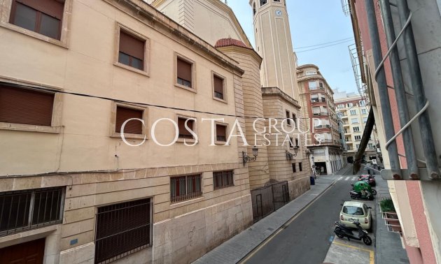 Resale - Apartments -
Alicante City - Alicante City Centro