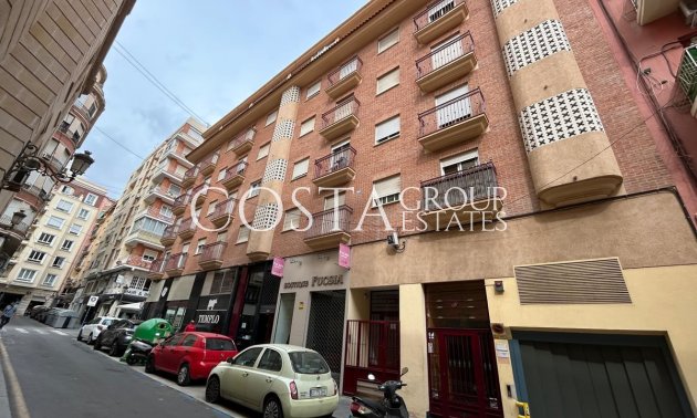 Resale - Apartments -
Alicante City - Alicante City Centro