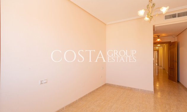 Resale - House -
San Miguel de Salinas - San Miguel de Salinas Centro