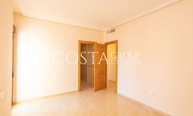 Resale - House -
San Miguel de Salinas - San Miguel de Salinas Centro