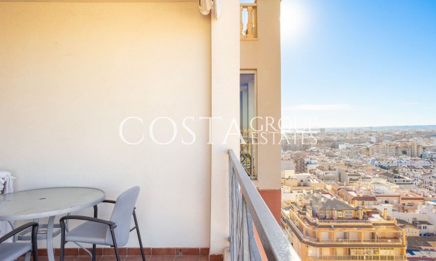 Resale - Apartments -
Torrevieja - Torrevieja Centro