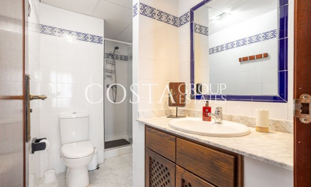 Resale - Apartments -
Torrevieja - Torrevieja Centro