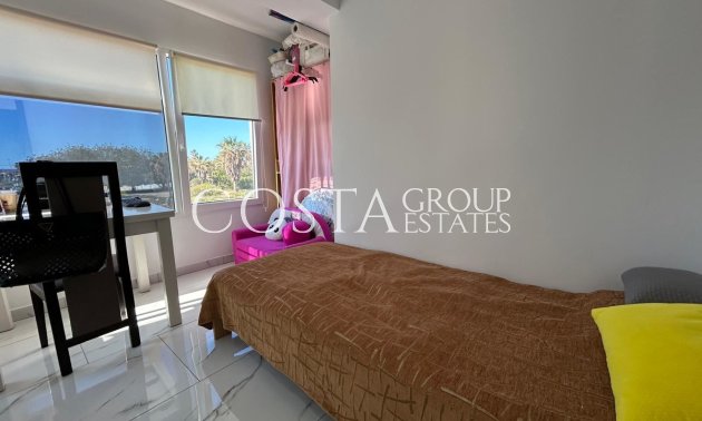 Resale - Apartments -
Torrevieja - Torrevieja Centro