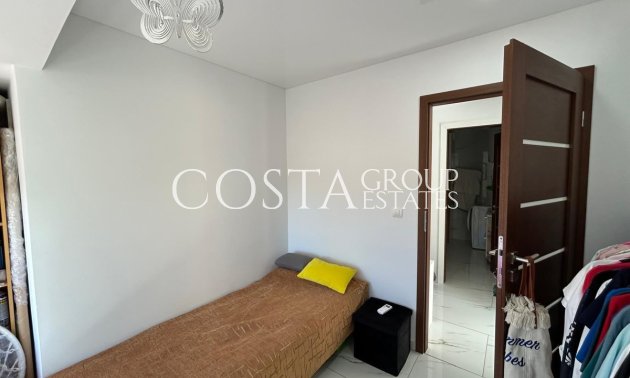 Resale - Apartments -
Torrevieja - Torrevieja Centro