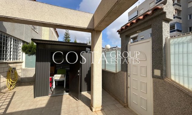 Wiederverkauf - House -
Torrevieja - Torrevieja Centro