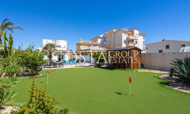 Resale - Villa -
Orihuela - Playa Flamenca
