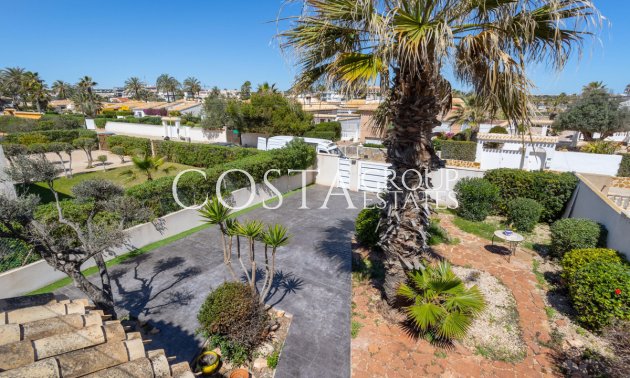 Resale - Villa -
Orihuela - Playa Flamenca