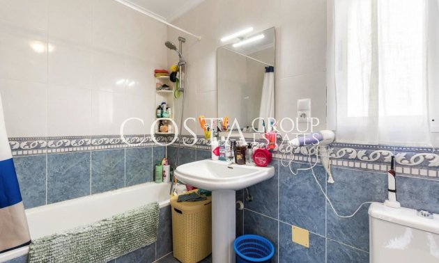 Resale - Villa -
Orihuela - Villamartin