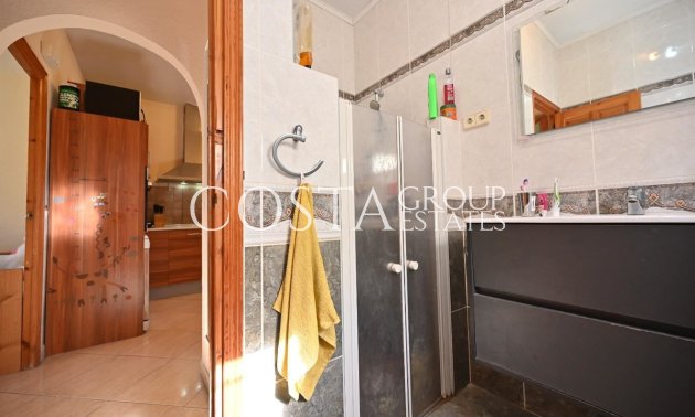 Resale - House -
Orihuela - Los Altos