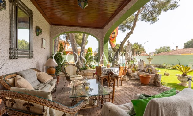 Resale - Villa -
Orihuela - Campoamor