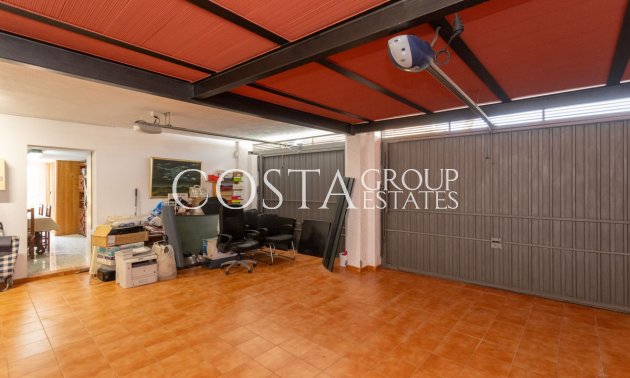 Resale - Villa -
Orihuela - Campoamor