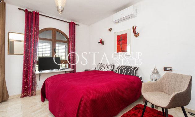 Resale - Villa -
Orihuela - Villamartin