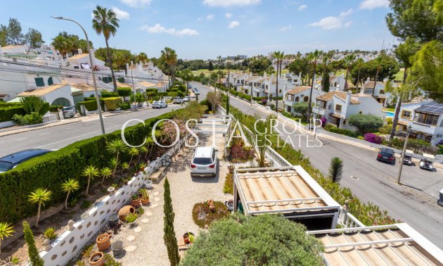 Resale - Villa -
Orihuela - Villamartin