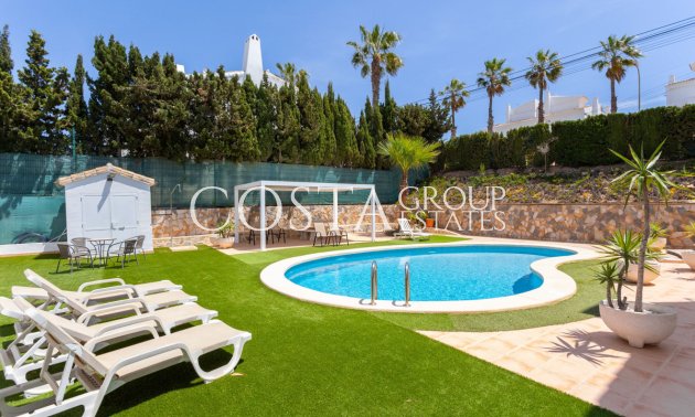 Resale - Villa -
Orihuela - Villamartin