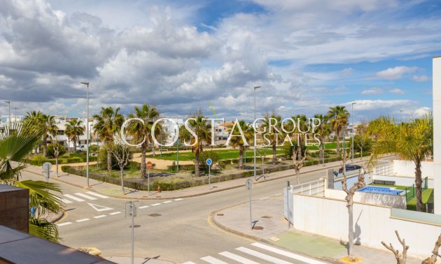 Resale - House -
Pilar de la Horadada - Torre De La Horadada