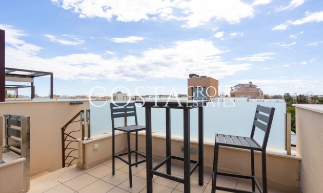 Resale - House -
Pilar de la Horadada - Torre De La Horadada