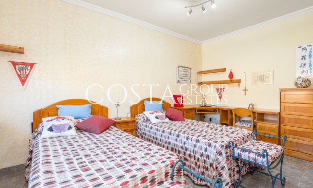 Resale - Villa -
La Union - La Union Centro