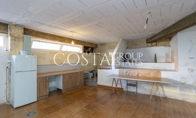 Resale - Villa -
La Union - La Union Centro